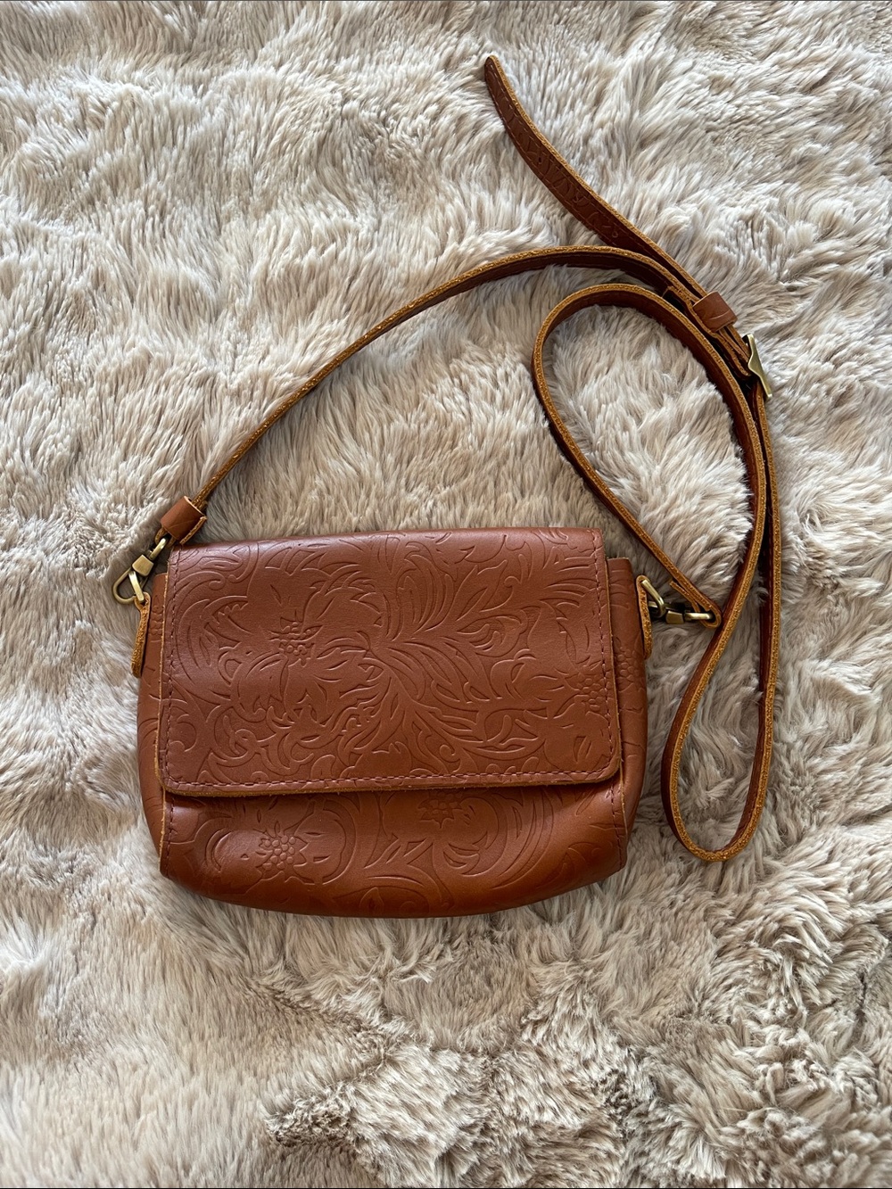 Portland Leather Crossbody Bag - Brown
